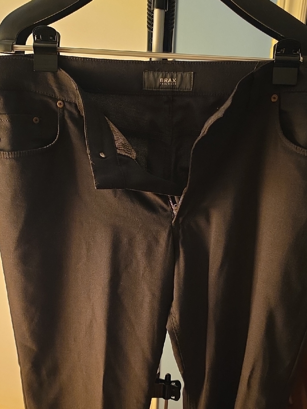 BRAX Men's Grey Stretch Chinos - Modern Fit